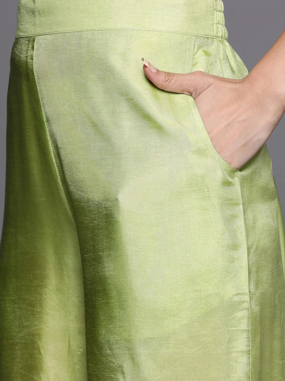 Green Self Design Chanderi Silk Straight Kurta With Palazzos & Dupatta