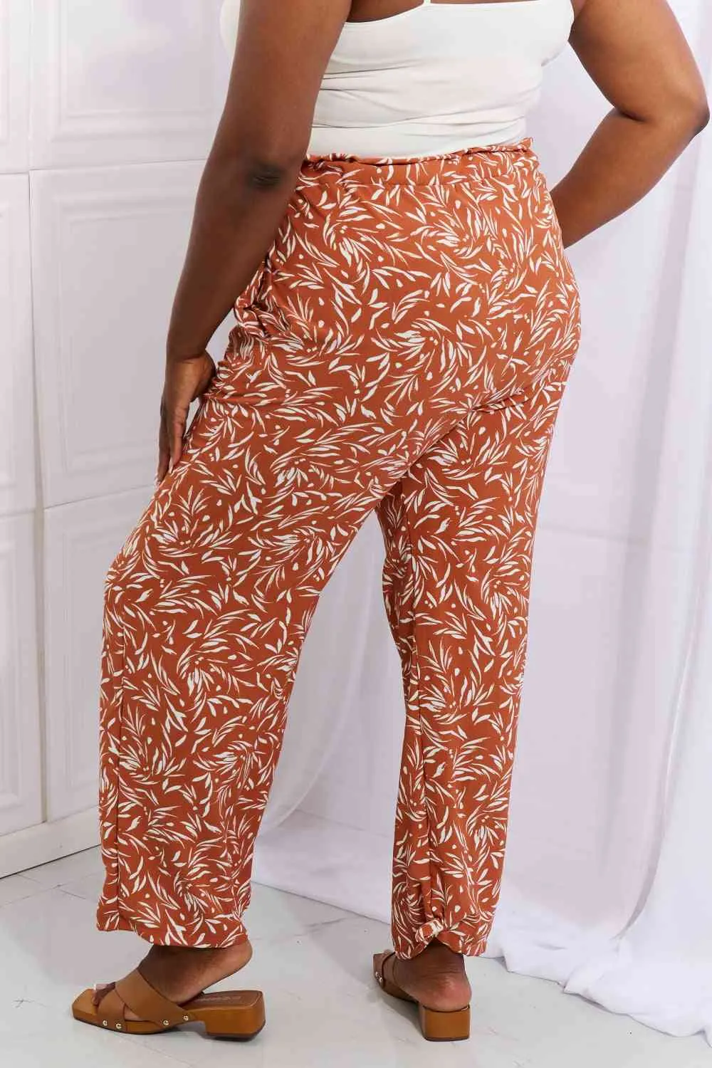 Women's Heimish Right Angle Full Size Geometric Printed Pants in Red Orange